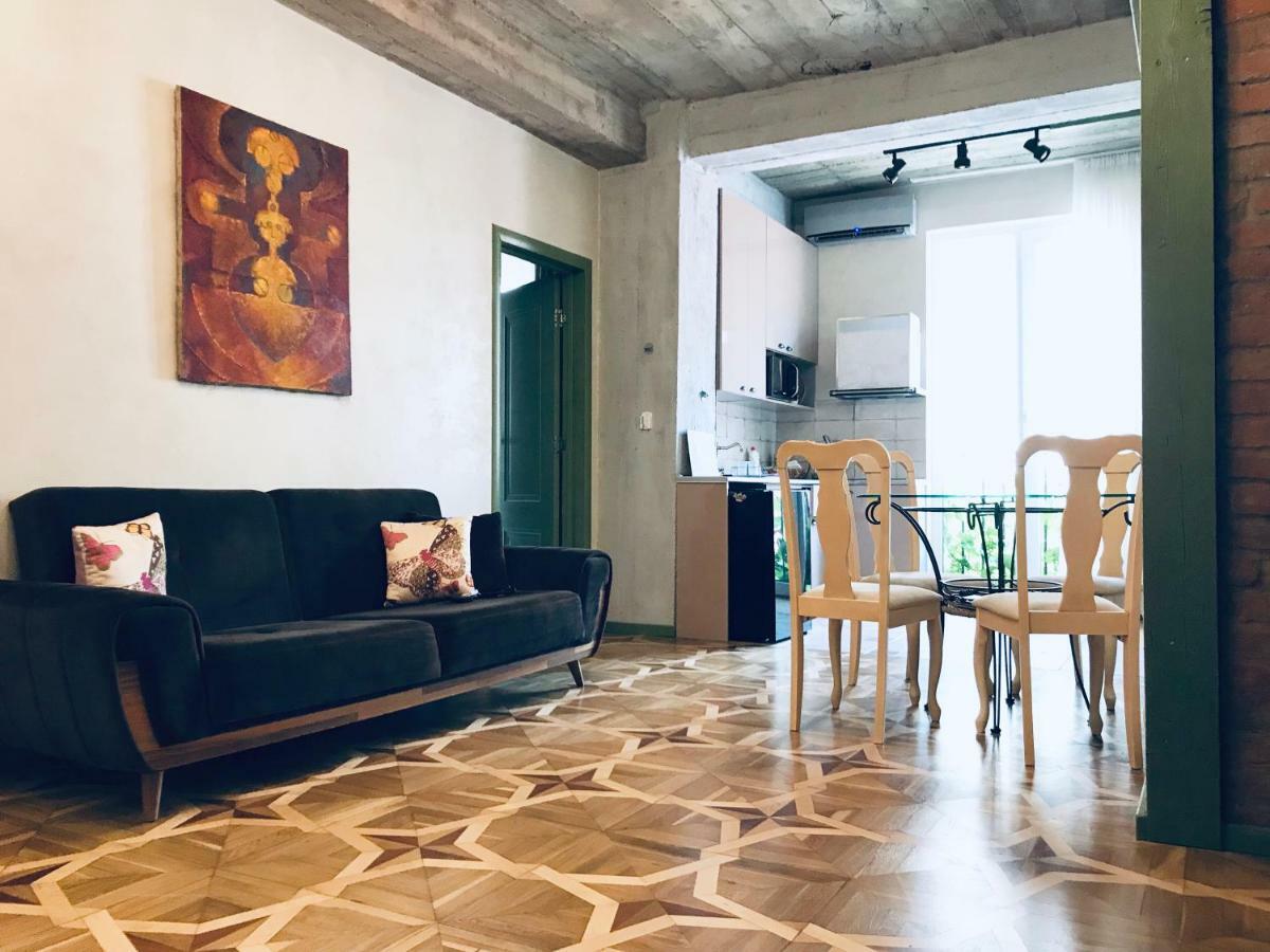 T2&T3 Apartments Levanto Tbilisi Exterior photo